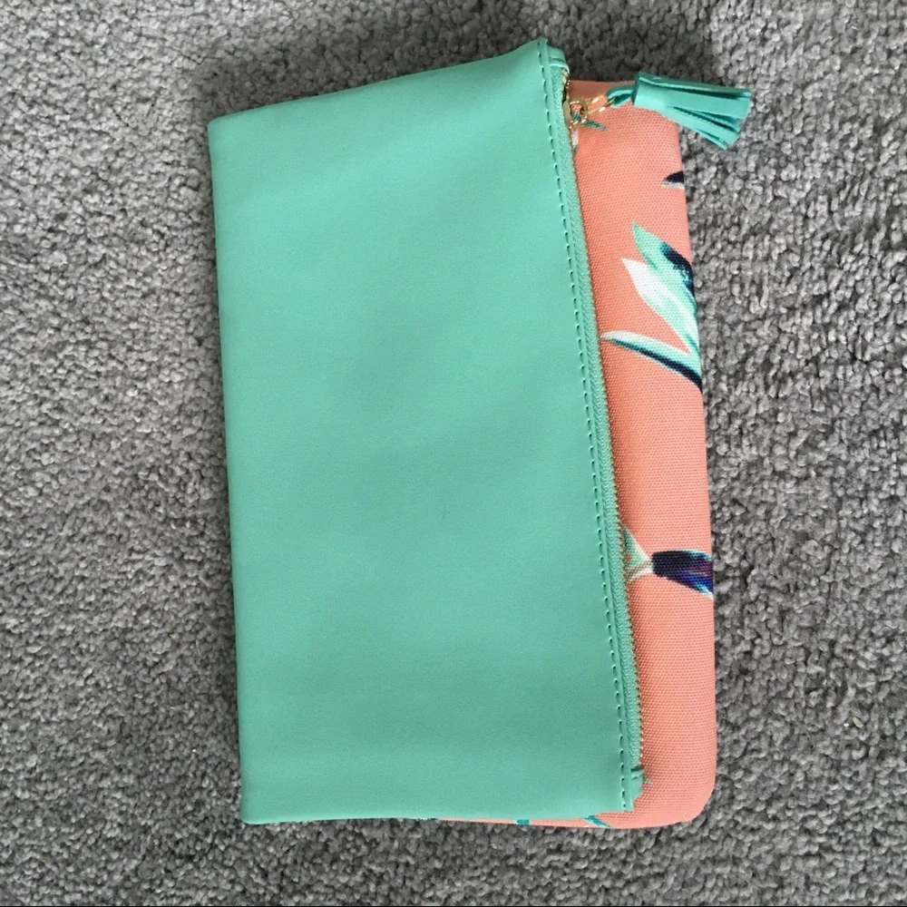 NWOT Rachel Pally Reversible Clutch